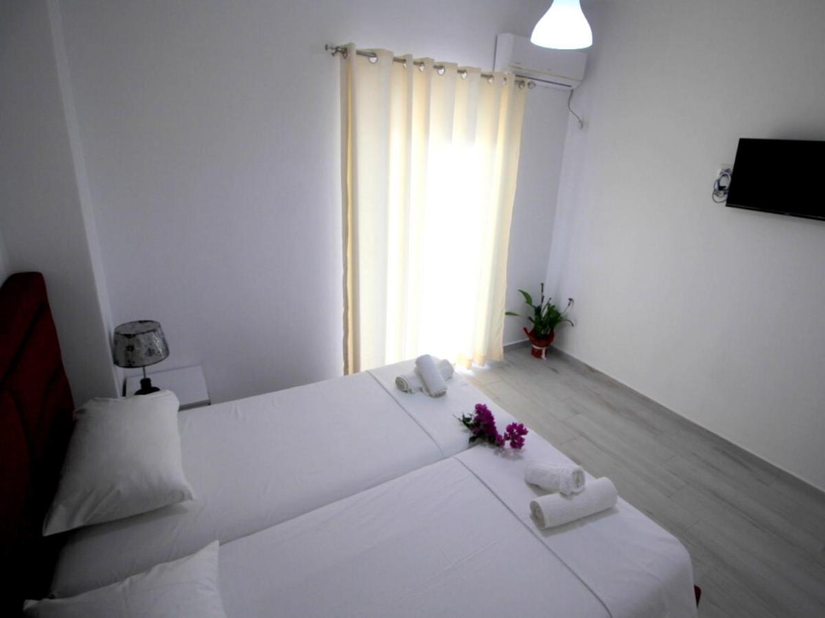 Gusto Di Casa Hotell Sarandë Eksteriør bilde