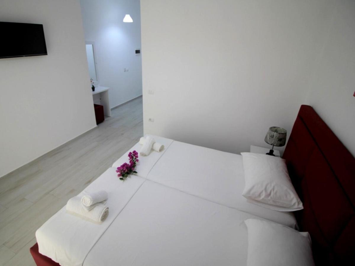 Gusto Di Casa Hotell Sarandë Eksteriør bilde